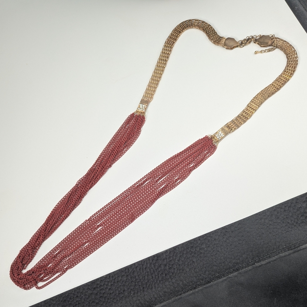 Elegant Gold and Red Chain Necklace